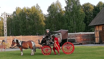 KRABAT Festspiele Kutsche fährt vor